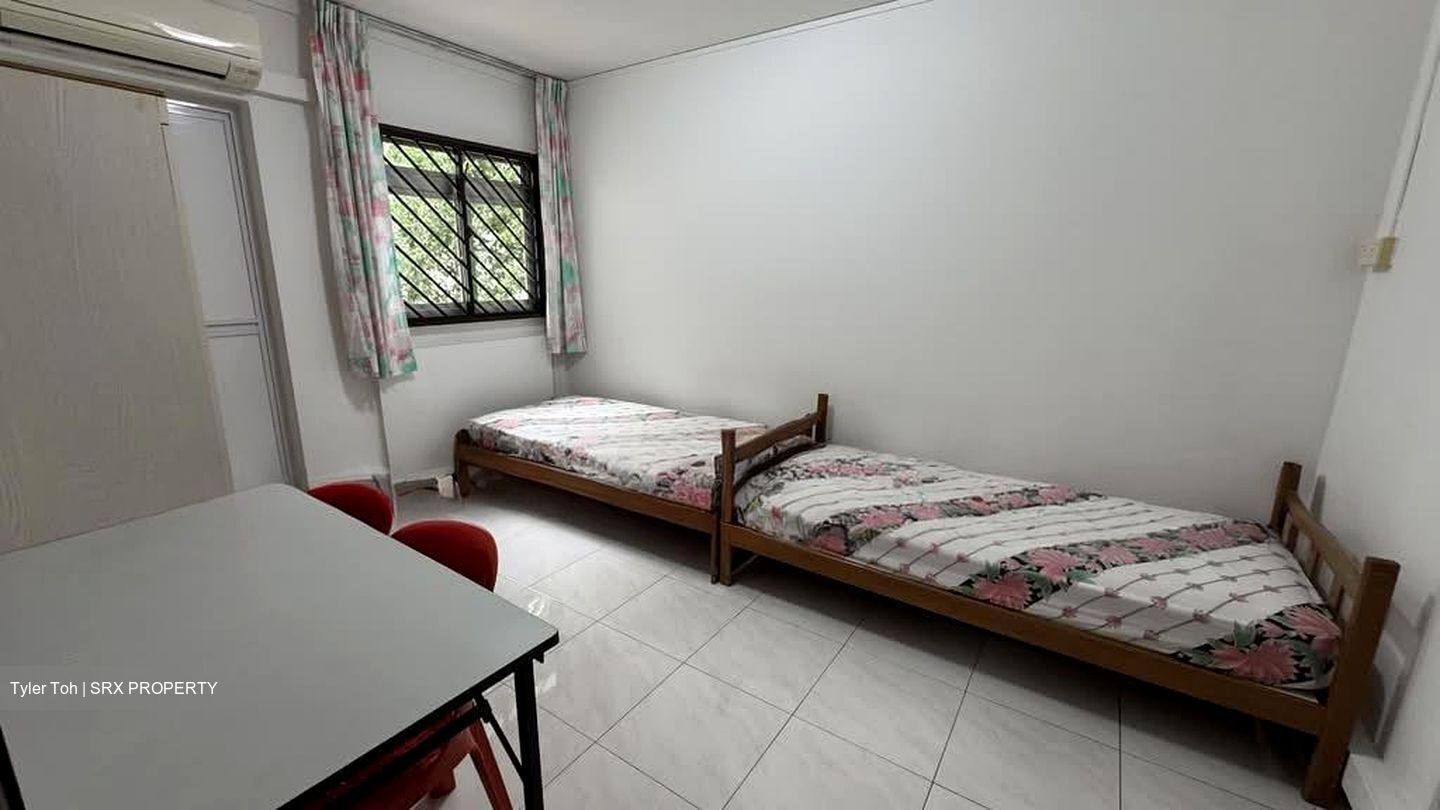 Blk 834 Woodlands Street 83 (Woodlands), HDB Executive #540395461